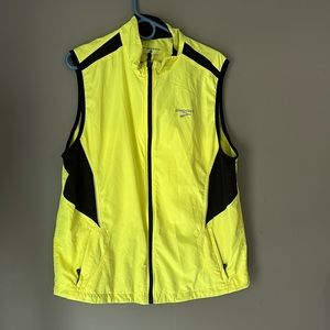 Brooks vest